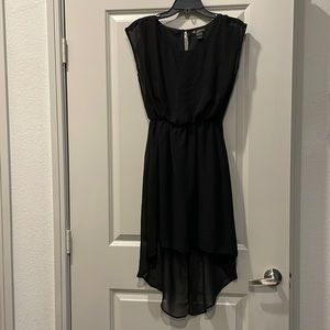 Black high low dress with cinched waist (M)